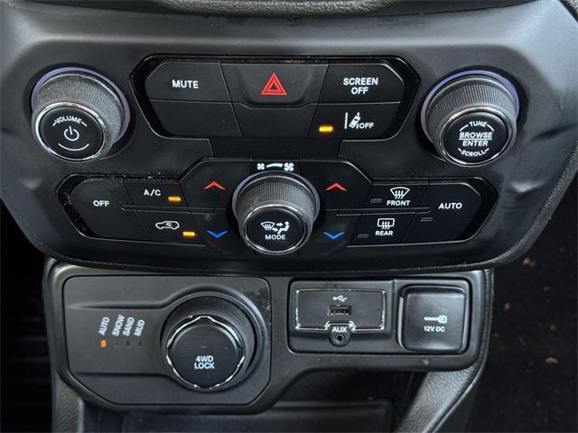 used 2022 Jeep Renegade car, priced at $16,500