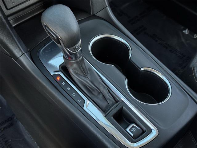 used 2022 Chevrolet Equinox car, priced at $18,200