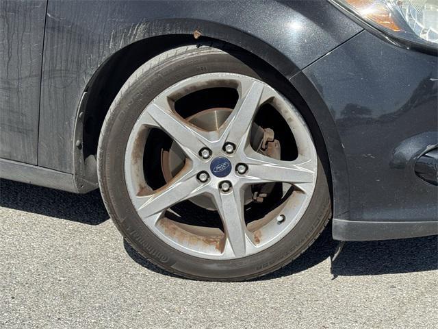 used 2012 Ford Focus car, priced at $6,000