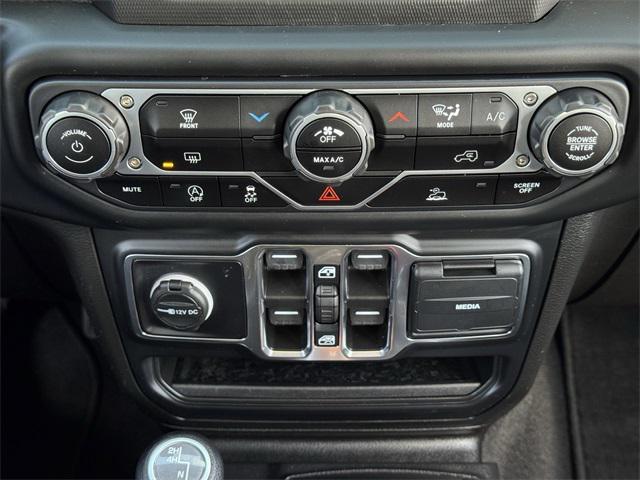 used 2022 Jeep Gladiator car, priced at $28,250