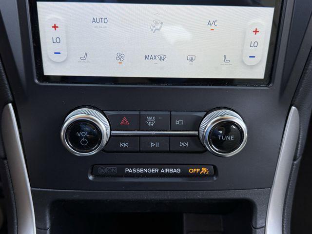 used 2024 Ford Edge car, priced at $20,000