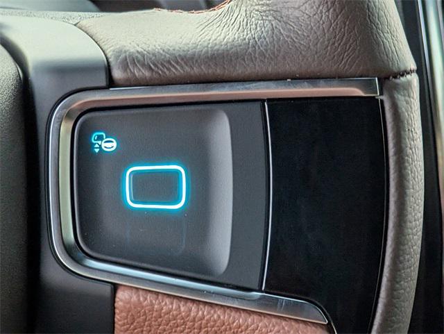 new 2025 Ford Expedition car, priced at $85,838