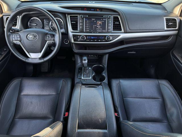 used 2019 Toyota Highlander car, priced at $23,300