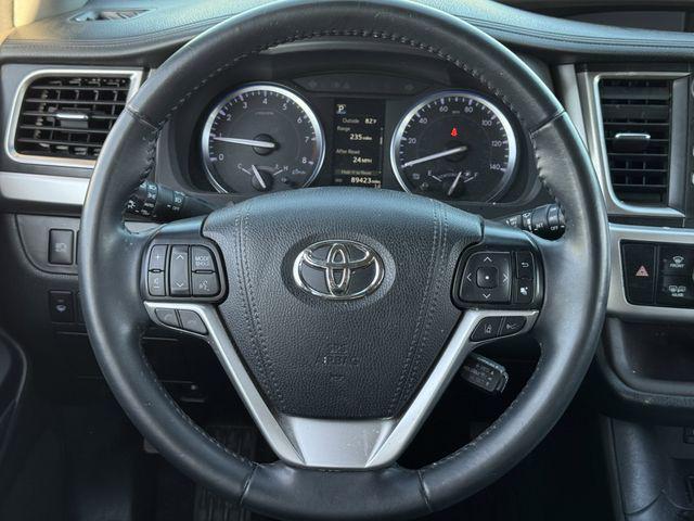 used 2019 Toyota Highlander car, priced at $23,300