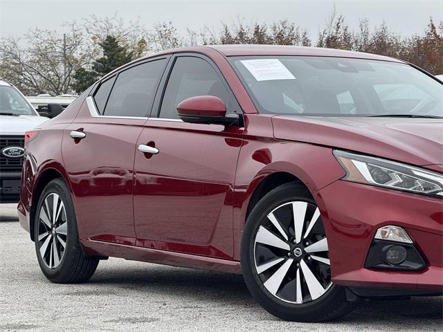 used 2019 Nissan Altima car, priced at $19,500