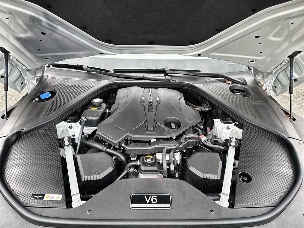 new 2025 Genesis G90 car, priced at $97,063