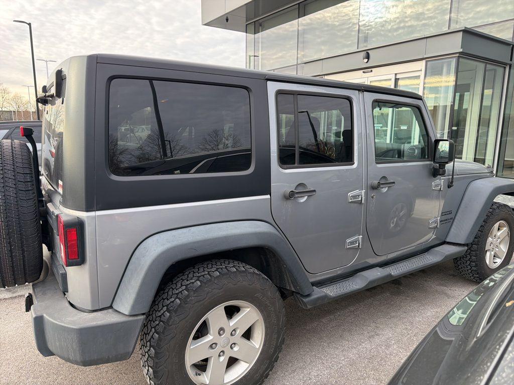 used 2015 Jeep Wrangler Unlimited car, priced at $14,994