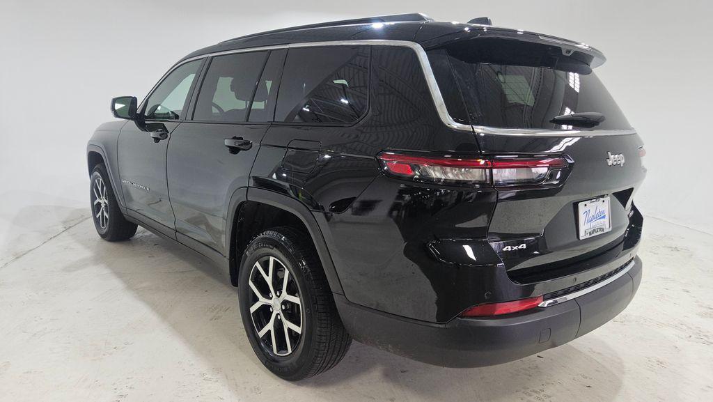 used 2024 Jeep Grand Cherokee L car, priced at $32,444