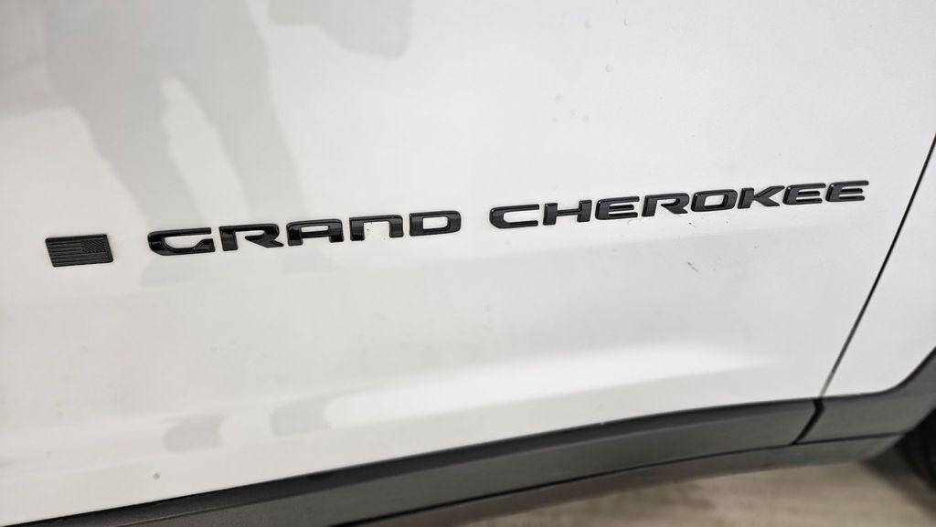 used 2023 Jeep Grand Cherokee car, priced at $31,444