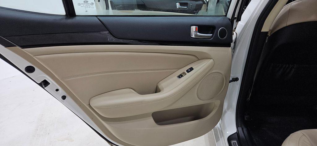 used 2014 Kia Cadenza car, priced at $8,995