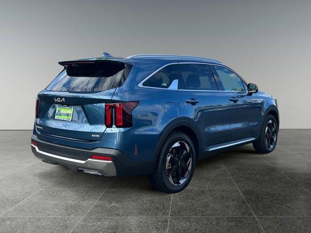 used 2025 Kia Sorento Plug-In Hybrid car, priced at $46,488