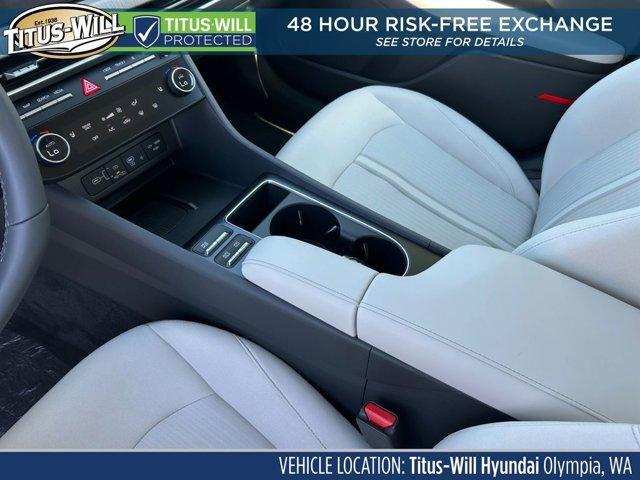 new 2025 Hyundai Sonata Hybrid car, priced at $29,749