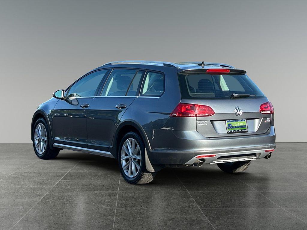 used 2017 Volkswagen Golf Alltrack car, priced at $18,550