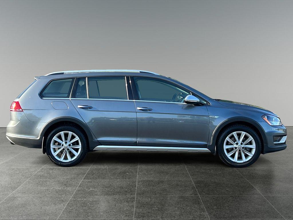 used 2017 Volkswagen Golf Alltrack car, priced at $18,550