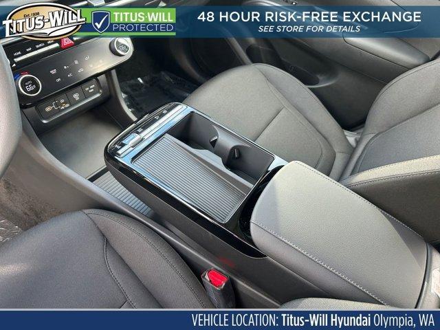 new 2026 Hyundai TUCSON Hybrid car, priced at $33,599