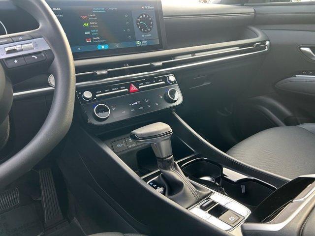 used 2025 Hyundai SANTA CRUZ car, priced at $30,206