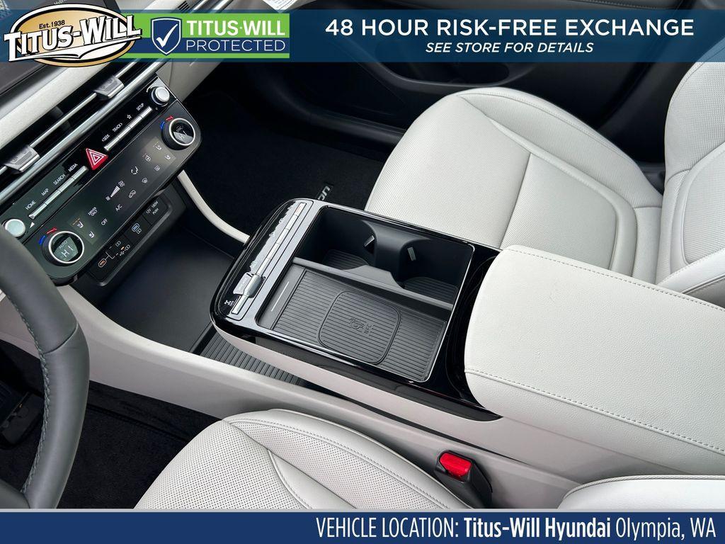 new 2026 Hyundai TUCSON Hybrid car, priced at $43,571