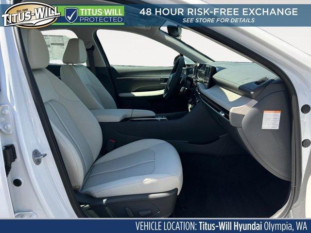 new 2025 Hyundai Sonata Hybrid car, priced at $29,999