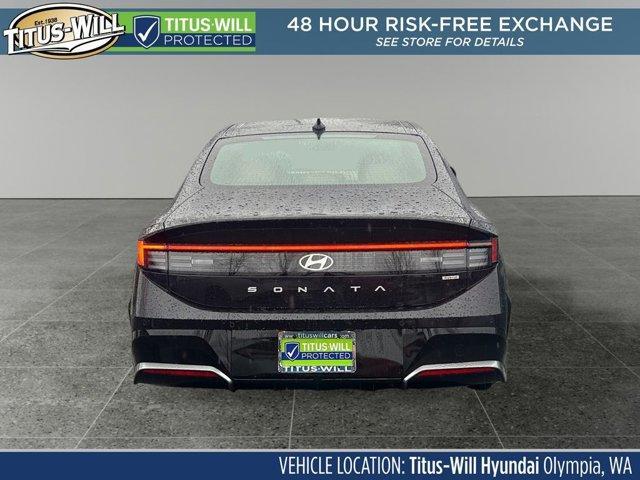 new 2026 Hyundai Sonata Hybrid car, priced at $39,555