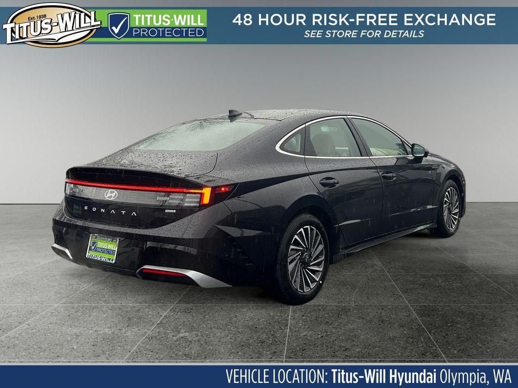 new 2026 Hyundai Sonata Hybrid car, priced at $39,555