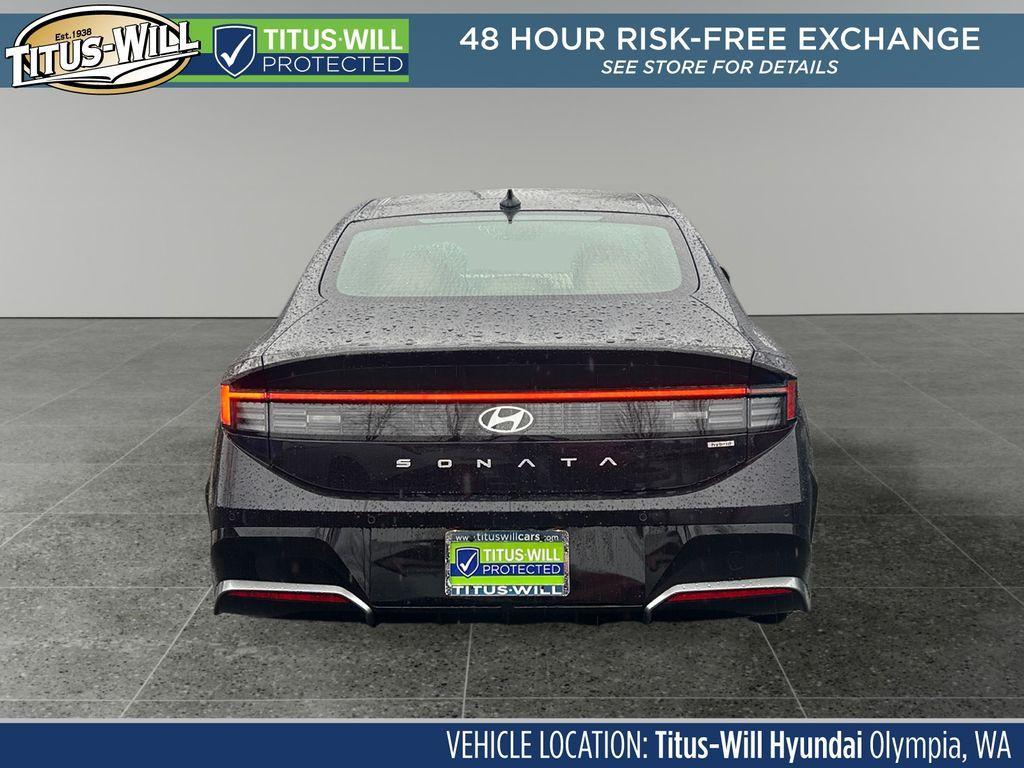 new 2026 Hyundai Sonata Hybrid car, priced at $39,555