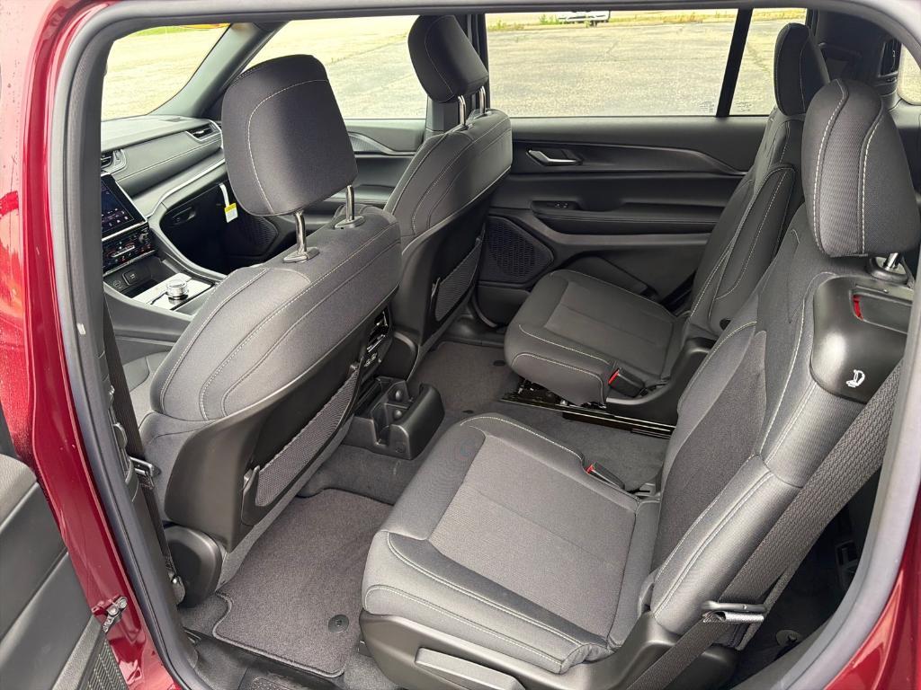 new 2026 Jeep Grand Cherokee L car, priced at $43,584