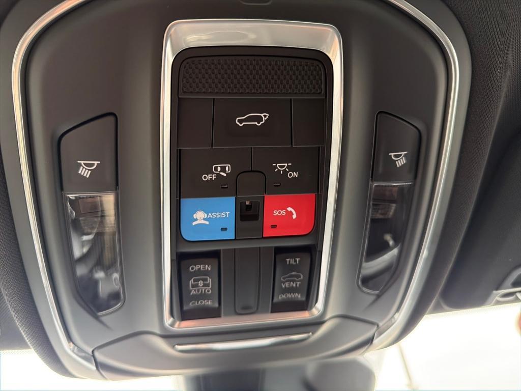 new 2026 Jeep Grand Cherokee L car, priced at $43,584