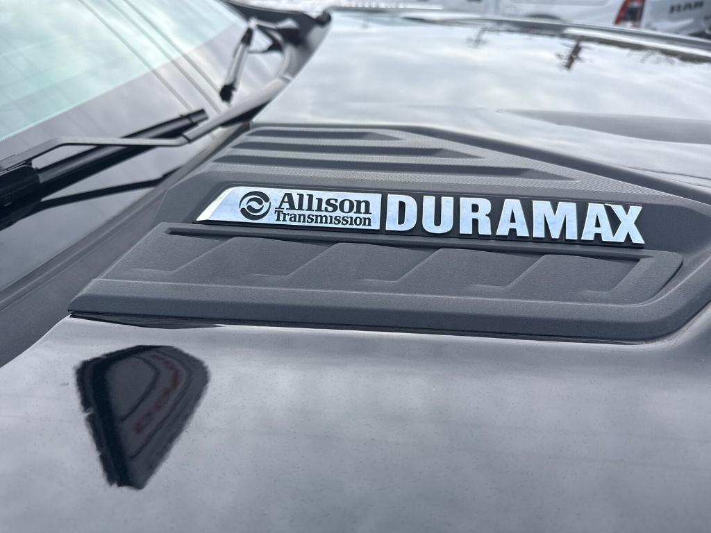 used 2023 Chevrolet Silverado 2500 car, priced at $48,880