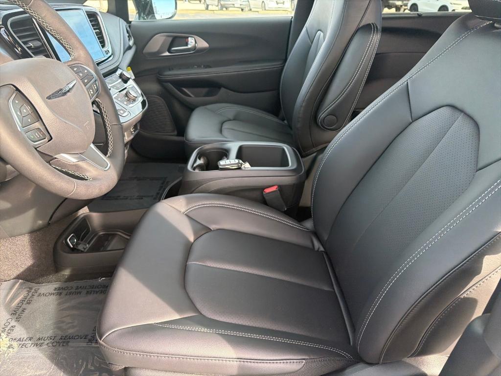 new 2026 Chrysler Pacifica car, priced at $48,733