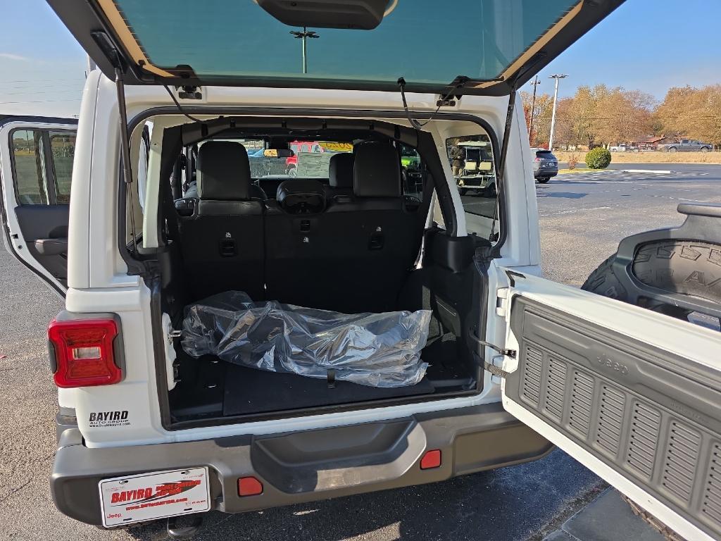 new 2025 Jeep Wrangler car, priced at $55,120