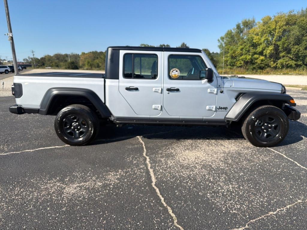 used 2023 Jeep Gladiator car, priced at $34,646
