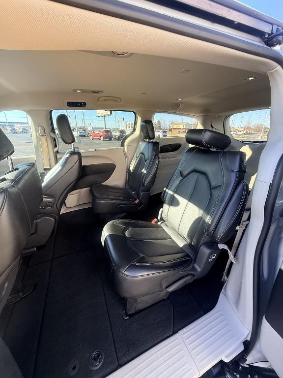used 2024 Chrysler Pacifica car, priced at $27,188
