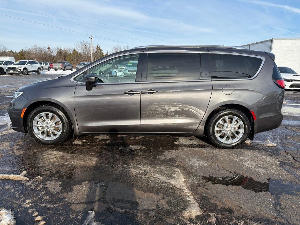 used 2021 Chrysler Pacifica car, priced at $24,800