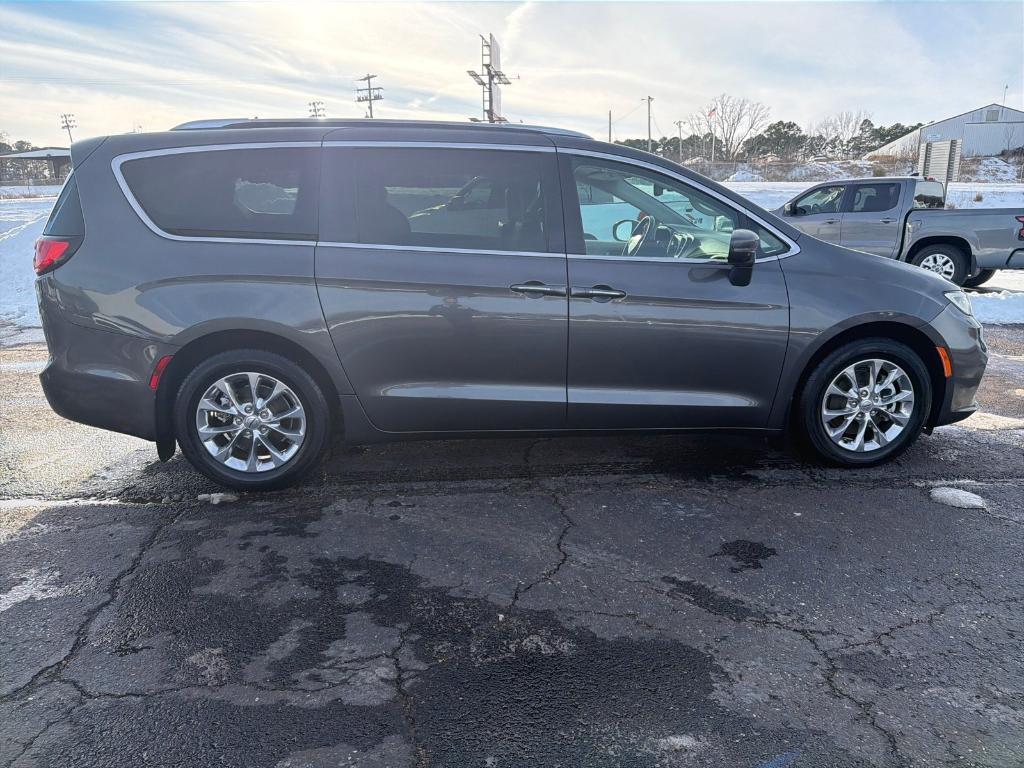 used 2021 Chrysler Pacifica car, priced at $24,800