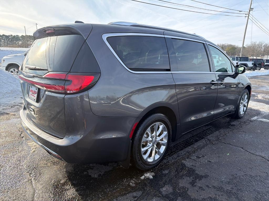 used 2021 Chrysler Pacifica car, priced at $24,800