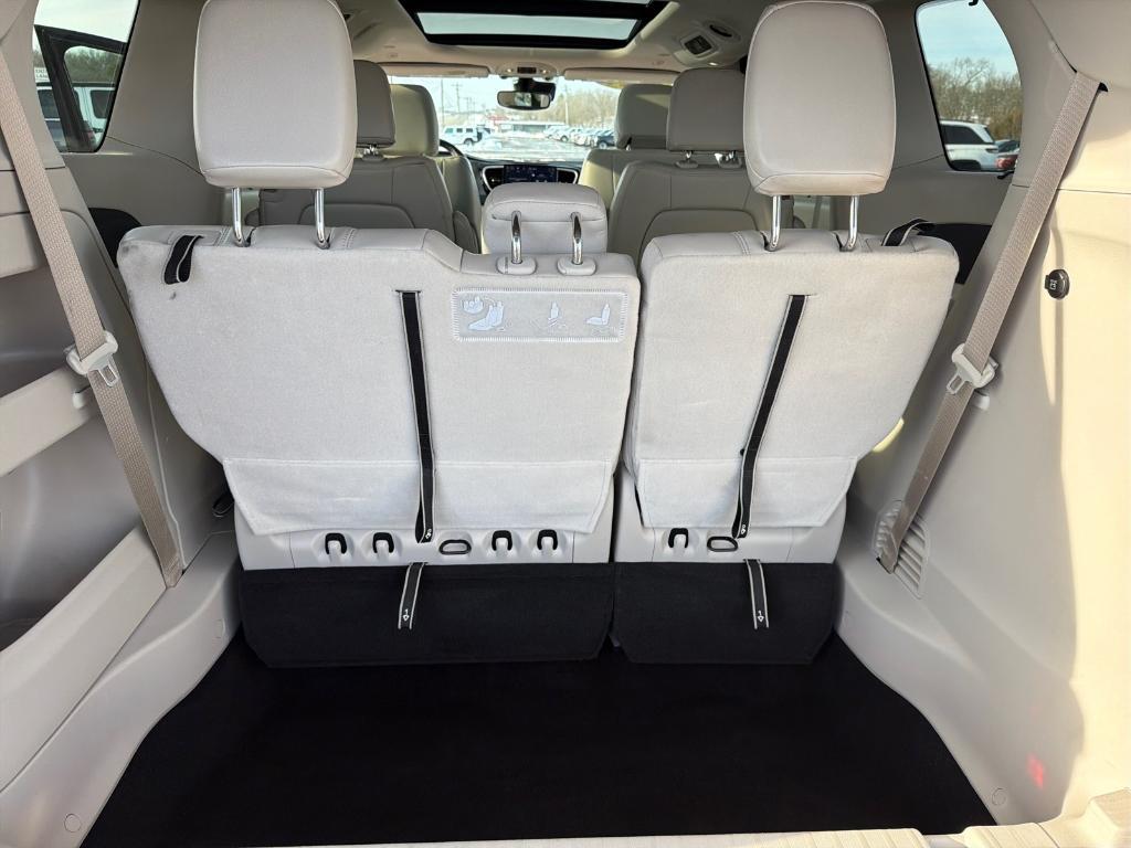 used 2021 Chrysler Pacifica car, priced at $24,800