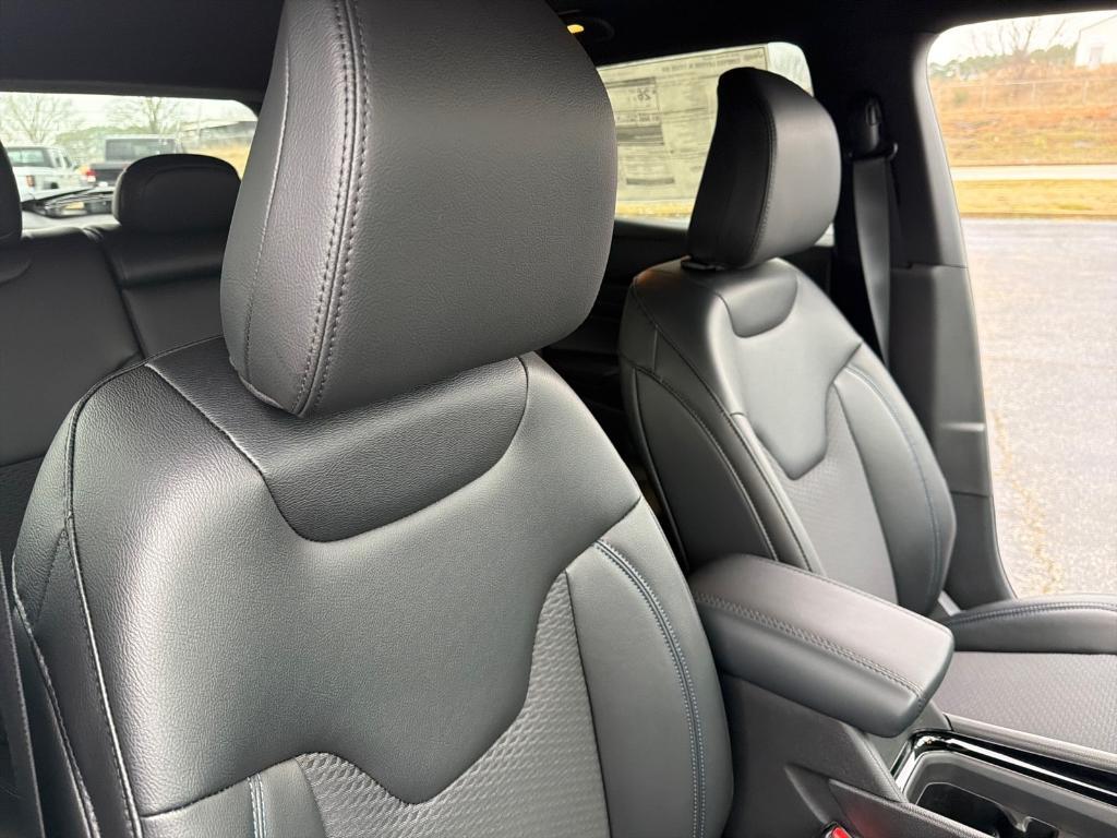 new 2026 Jeep Compass car, priced at $32,433