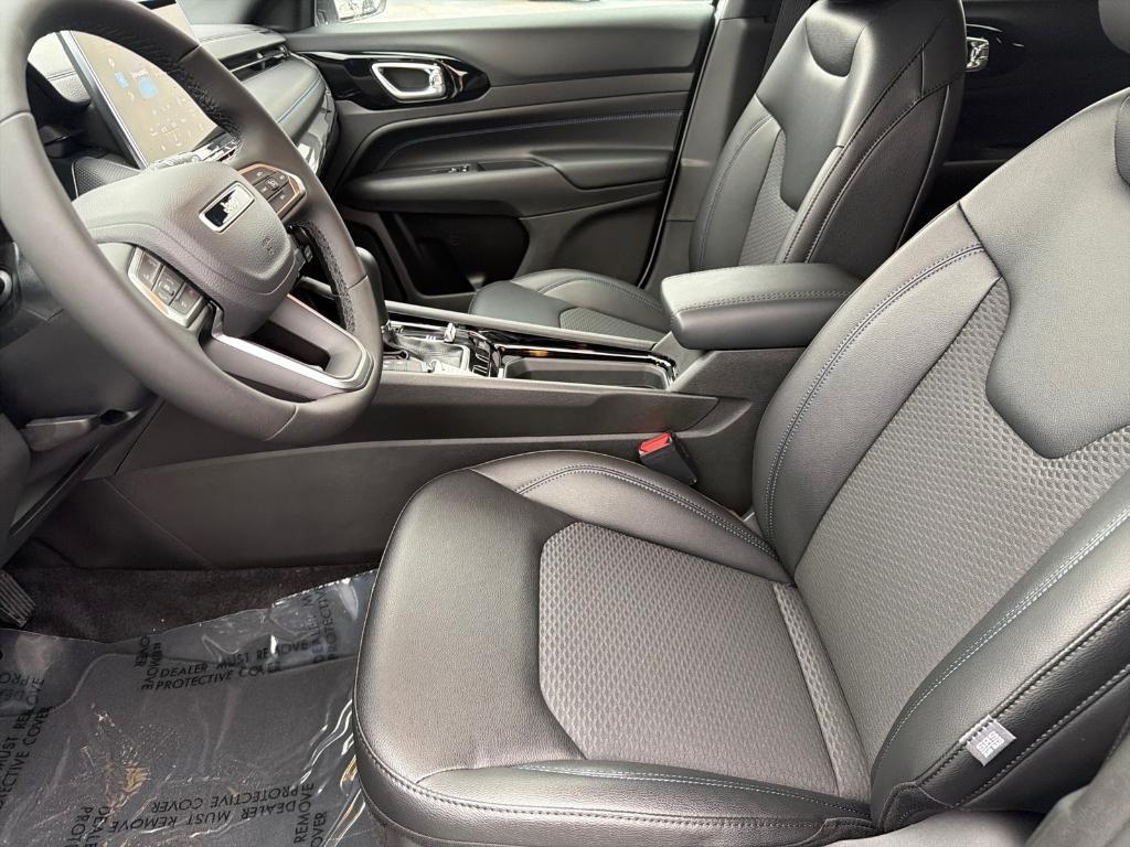 new 2026 Jeep Compass car, priced at $32,433