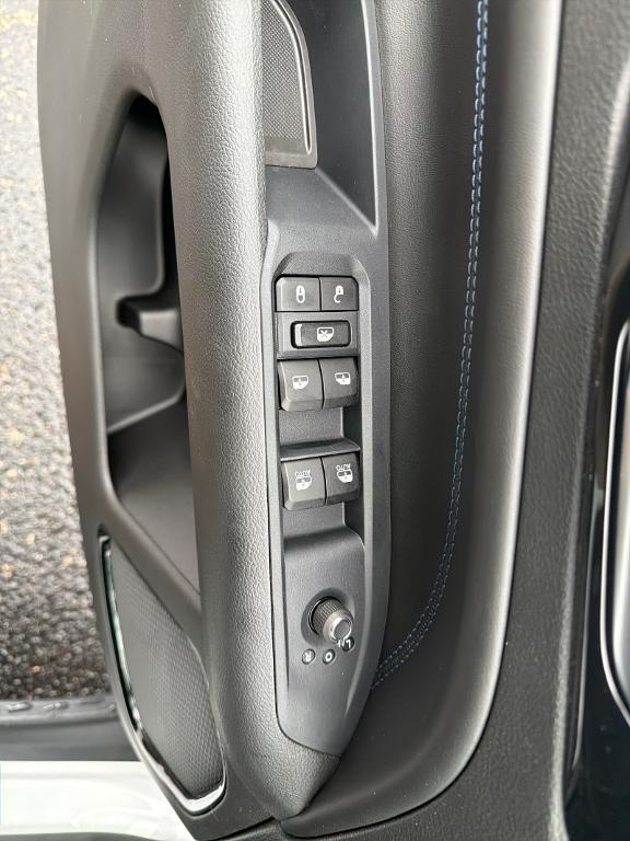 new 2026 Jeep Compass car, priced at $32,433