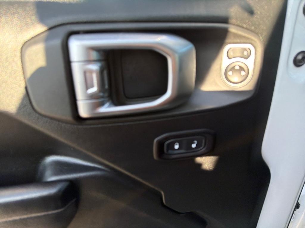 used 2020 Jeep Gladiator car, priced at $28,282