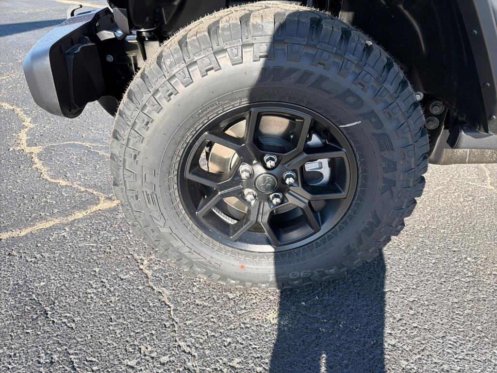 new 2026 Jeep Wrangler car, priced at $51,911