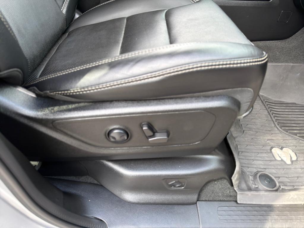 used 2023 Ram 1500 car, priced at $45,863