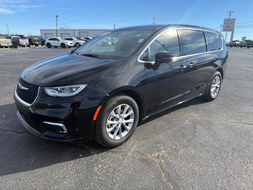 new 2026 Chrysler Pacifica car, priced at $52,043