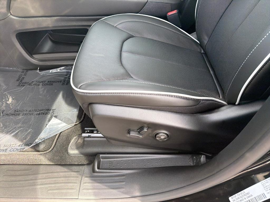 new 2026 Chrysler Pacifica car, priced at $52,043