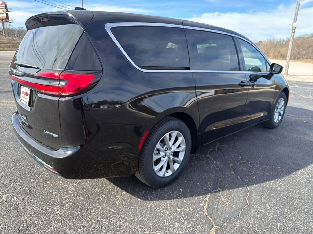 new 2026 Chrysler Pacifica car, priced at $52,043