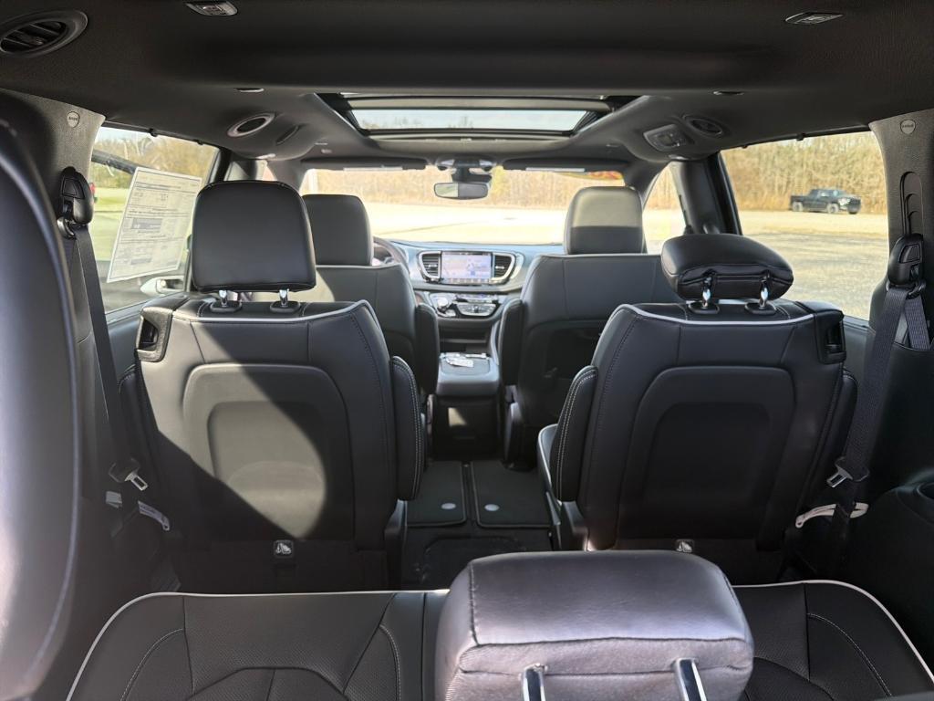 new 2026 Chrysler Pacifica car, priced at $52,043