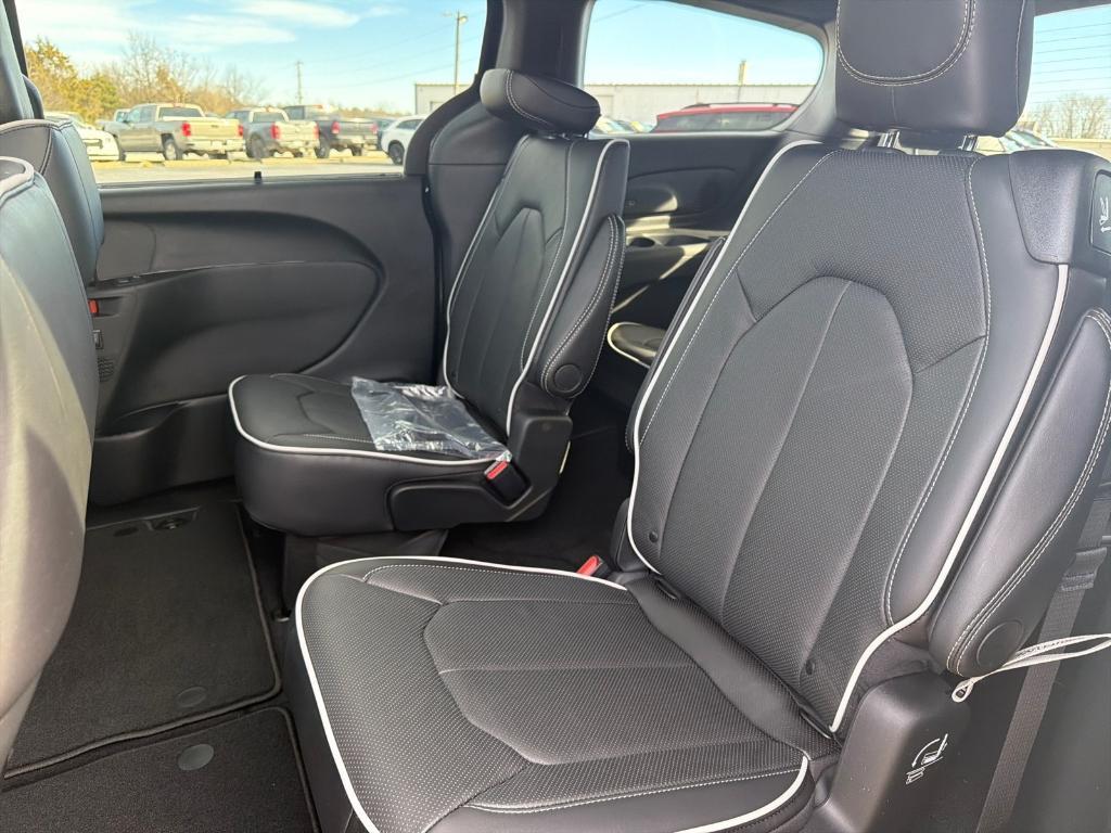 new 2026 Chrysler Pacifica car, priced at $52,043
