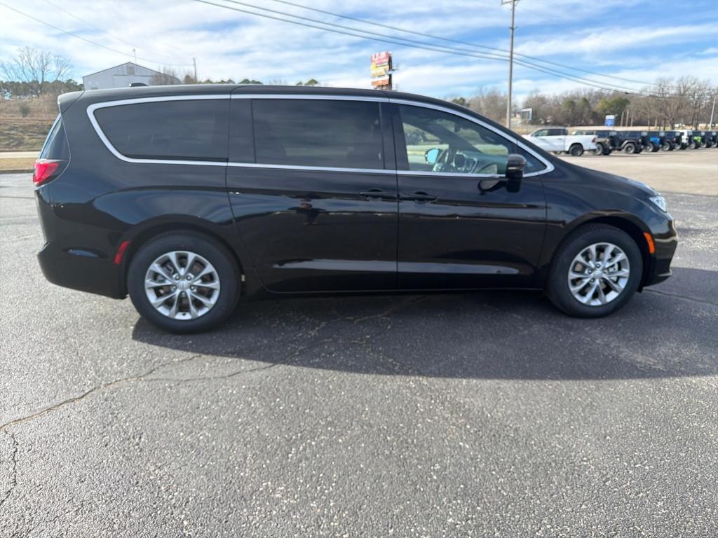 new 2026 Chrysler Pacifica car, priced at $52,043
