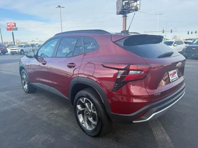 used 2025 Chevrolet Trax car, priced at $22,880