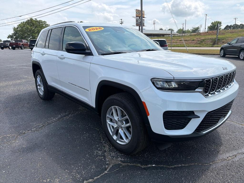 new 2026 Jeep Grand Cherokee car, priced at $41,204